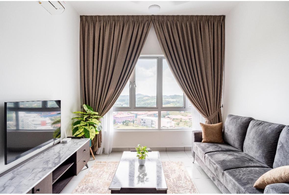 Residensi Ostia By Zuj Apartment